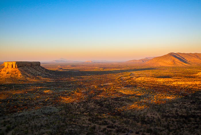 Namibia-Privat-geführte-Safari-Stretched-Land-Cruiser-Waterberg-Plateau